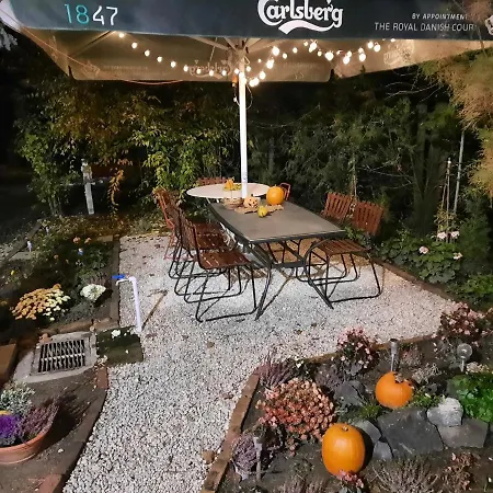 Koppany Vendeghaz 아파트 *